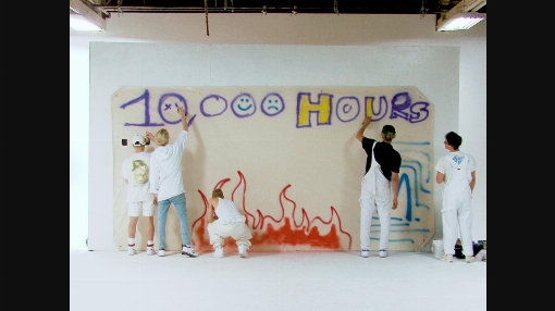 10,000 Hours (Official Video)